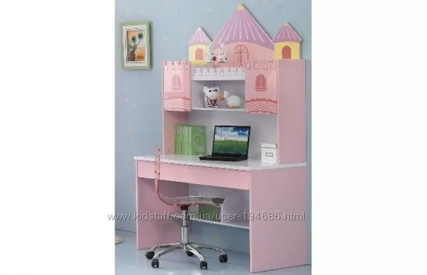 Письменный стол для принцессы 2